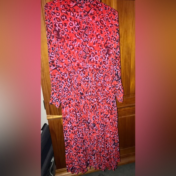 WHISTLES RED LEOPARD PRINT PLEAT DRESS - Picture 5 of 5